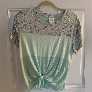 Medium Short floral sleeve shirt, Belle Du Jor brand, never worn